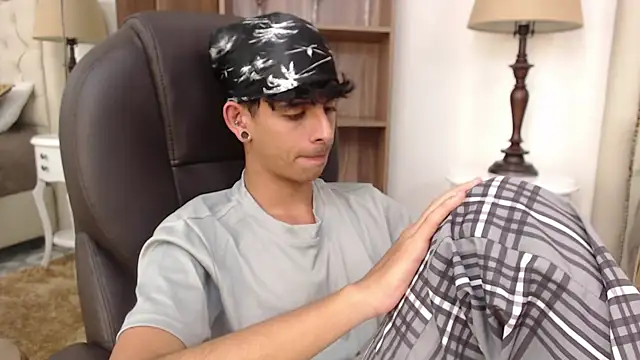 Ibratxandy online show from March 26, 7:19 pm