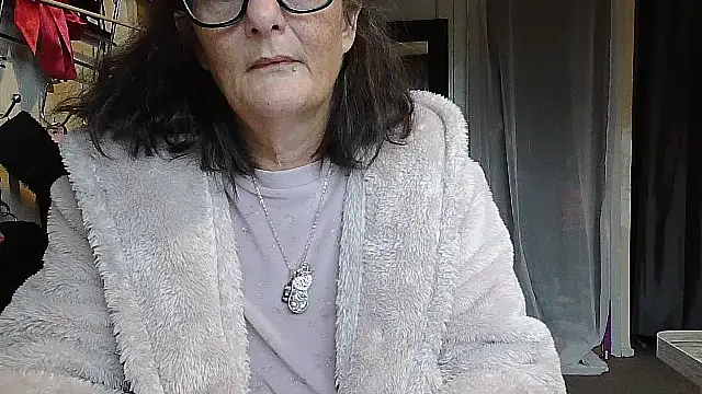 Snapshot of Mistress-Ivy51 chatting on October 15, 7:19 am Mistress-Ivy51 online show from October 15, 7:19 am