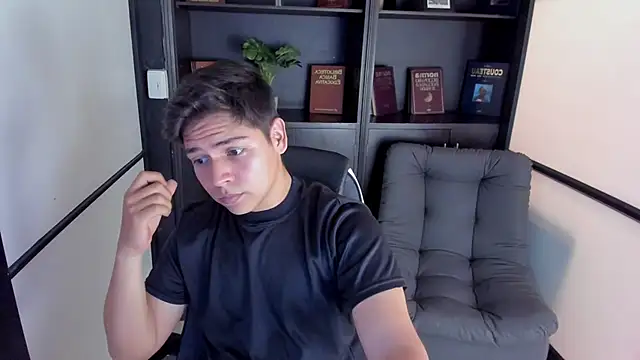 Asta Black online show from September 8, 7:57 pm