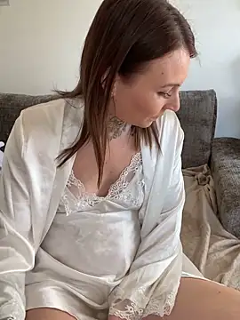 Snapshot of monsieuretmada1 chatting on March 2, 8:32 am monsieuretmada1 online show from March 2, 8:32 am