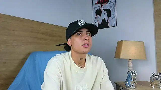 Snapshot of Stiven_Benet_ chatting on October 20, 8:42 pm Stiven Benet  online show from October 20, 8:42 pm