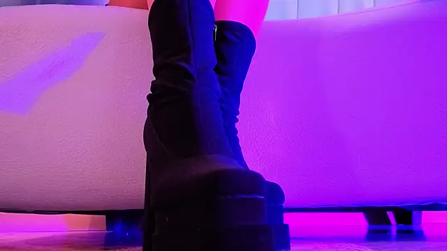 Snapshot of Molly_Evens_Ky chatting on September 27, 1:38 pm Molly Evens Ky online show from September 27, 1:38 pm