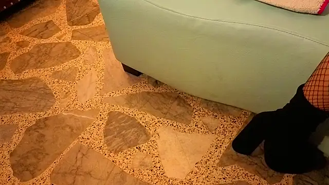 Snapshot of Molly_Evens_Ky chatting on October 21, 1:23 pm Molly Evens Ky online show from October 21, 1:23 pm