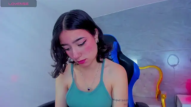 venuss09 s online show from November 7, 1:33 pm