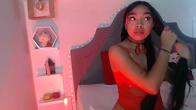 pocahontamoon online show from March 5, 3:08 pm