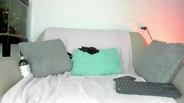 teo saenz online show from October 14, 3:07 am