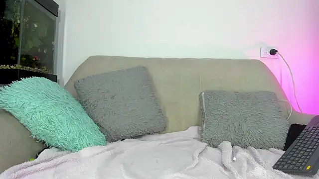 teo saenz online show from October 16, 3:07 am