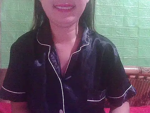 lucky rona online show from October 3, 4:04 pm