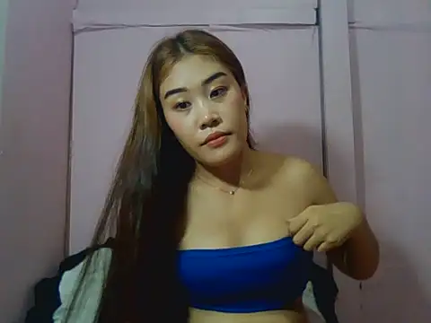 YourWildestDoll online show from July 5, 3:30 pm