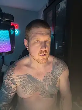 CloudyKingG online show from April 24, 2:52 pm