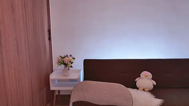 Snapshot of DulceDuarte chatting on November 22, 5:50 am DulceDuarte online show from November 22, 5:50 am