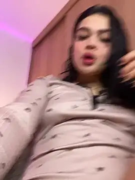 Snapshot of DulceDuarte chatting on January 15, 6:29 am DulceDuarte online show from January 15, 6:29 am