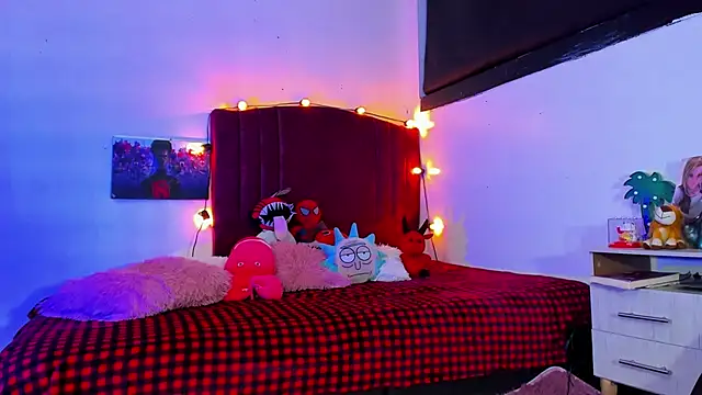 ChiliciousCouple online show from September 17, 3:08 am
