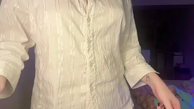 OpheliaRitz online show from December 22, 3:31 pm