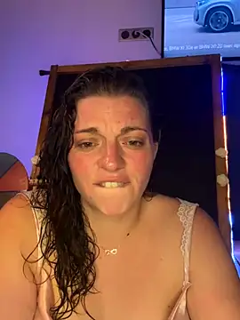 coquineronde online show from September 19, 8:09 pm