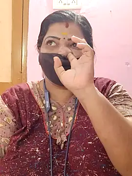 lathikaqueentamil online show from September 29, 10:03 pm