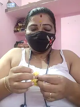 lathikaqueentamil online show from October 12, 5:06 am