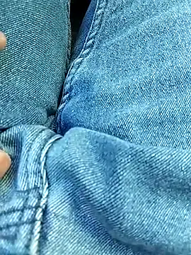 Ajayy01 online show from September 18, 1:35 pm