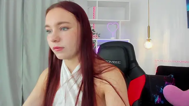 NoraHaynes online show from October 13, 3:06 am