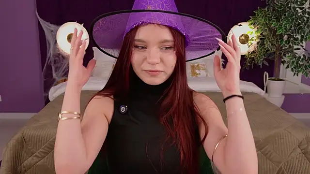 NoraHaynes online show from November 1, 3:08 am