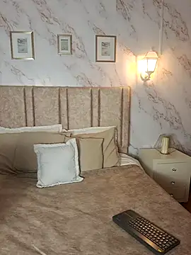 Paula And online show from March 7, 11:18 am