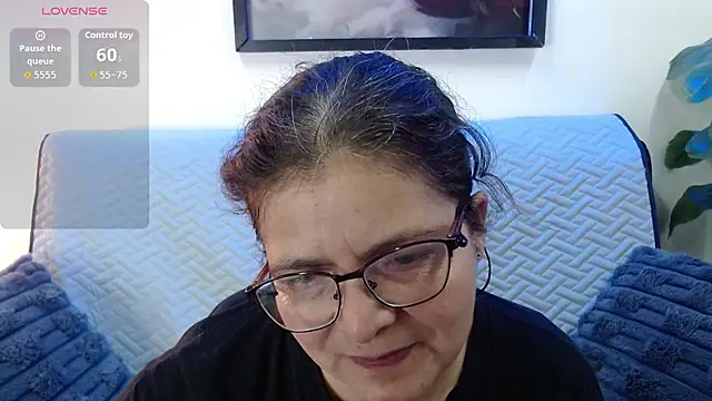 Linda banks  online show from October 10, 1:37 am