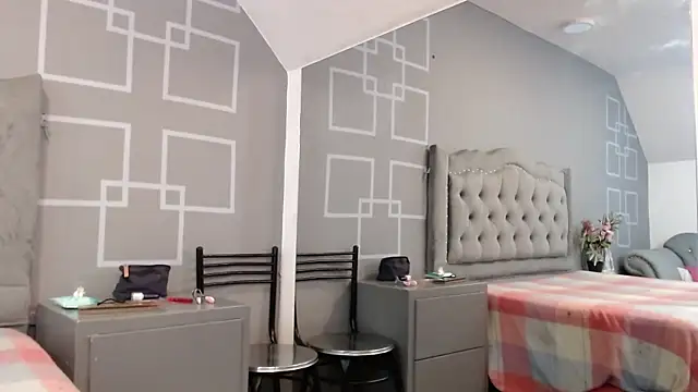 AliceBlackx online show from September 19, 11:55 am