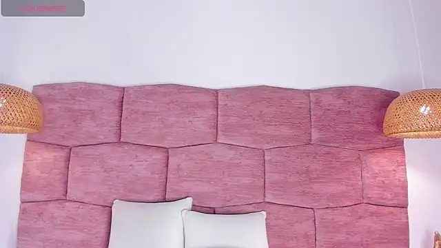 dani velvet online show from September 30, 3:55 am