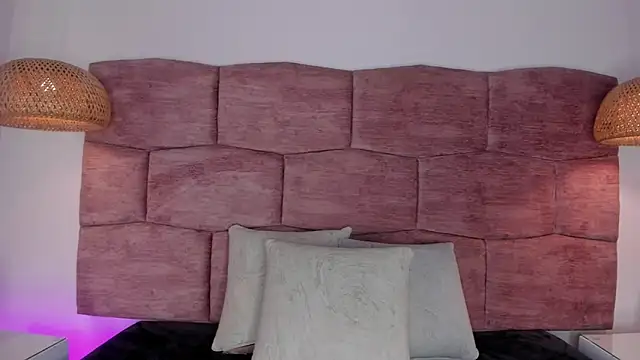 dani velvet online show from February 24, 3:04 am