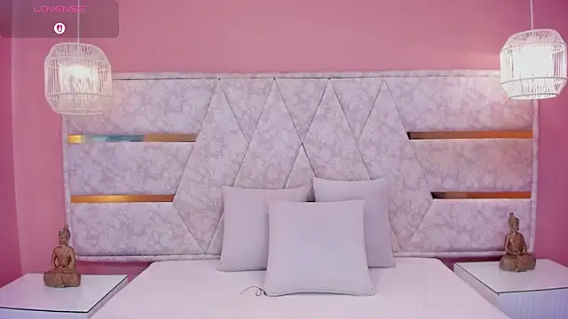 dani velvet online show from June 12, 3:05 am