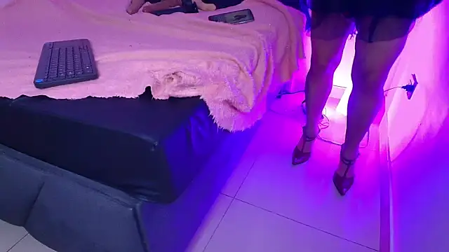 bonny wild online show from September 23, 8:56 pm