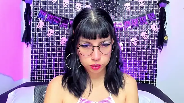 Rose 72 online show from October 20, 8:09 pm