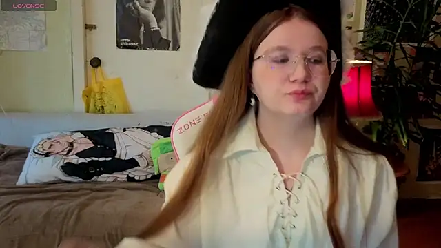 Sienna-Cow online show from September 23, 11:02 am