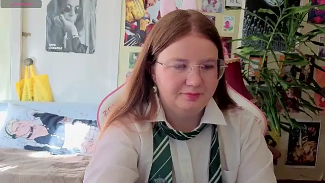 Sienna-Cow online show from October 1, 11:49 am