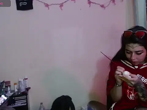 saenzjulieta1 online show from September 27, 5:40 pm