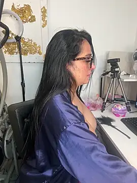 hotadhara01 online show from September 30, 3:00 am