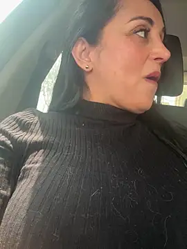 hotadhara01 online show from December 17, 5:30 pm