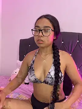 Snapshot of Danna_Sexxxx chatting on February 21, 11:44 am Danna Sexxxx online show from February 21, 11:44 am