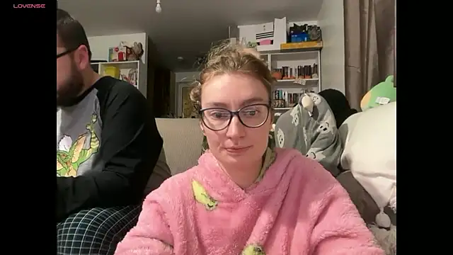 Snapshot of harleyblair chatting on February 14, 11:12 pm harleyblair online show from February 14, 11:12 pm