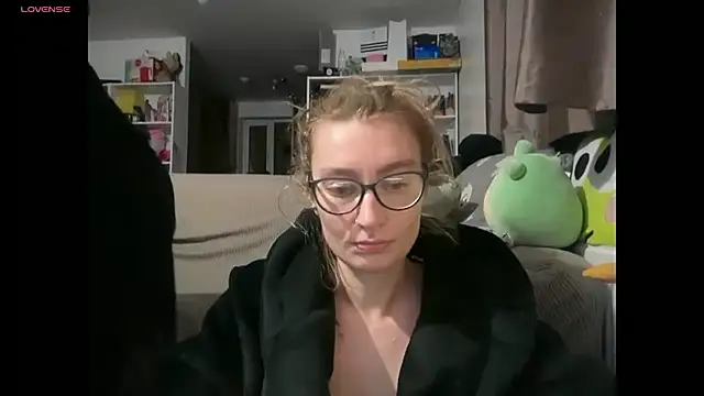 Snapshot of harleyblair chatting on February 22, 10:30 pm harleyblair online show from February 22, 10:30 pm