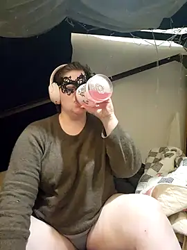 VeiledMuse online show from October 21, 1:17 am