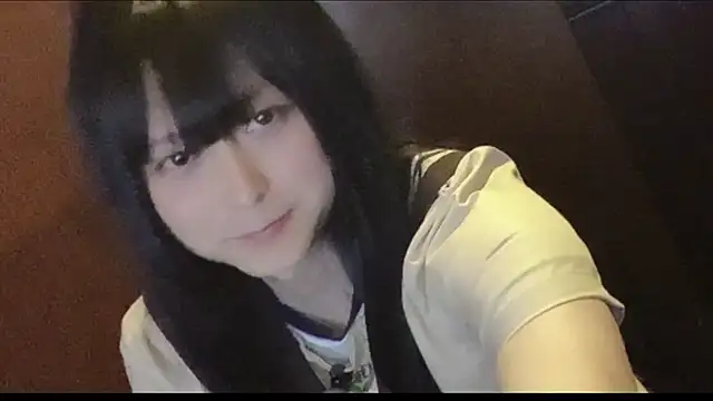 Snapshot of Mia032 chatting on March 9, 11:14 am Mia032 online show from March 9, 11:14 am