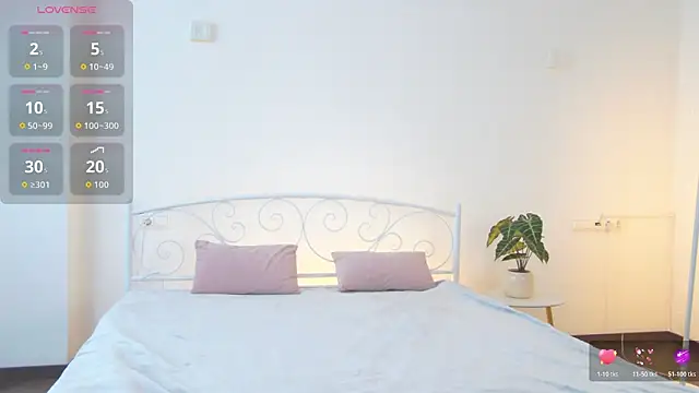 AlexsisFaee online show from March 4, 7:25 am