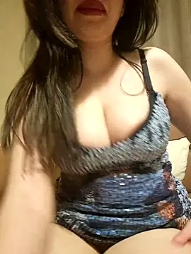 Snapshot of mayaarabian chatting on March 5, 6:37 pm mayaarabian online show from March 5, 6:37 pm