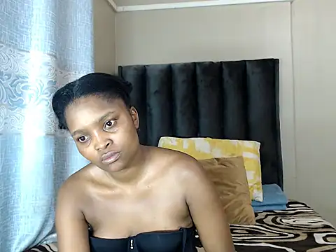 Lexiliciouse online show from February 9, 9:19 pm