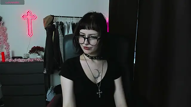 Snapshot of LiyaLuna chatting on March 26, 3:28 pm LiyaLuna online show from March 26, 3:28 pm