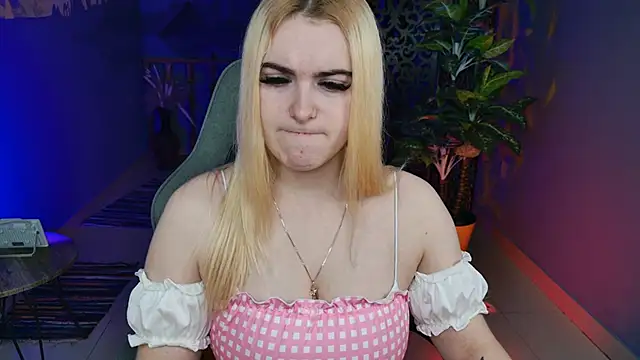 Stef Nicks online show from December 5, 9:18 am