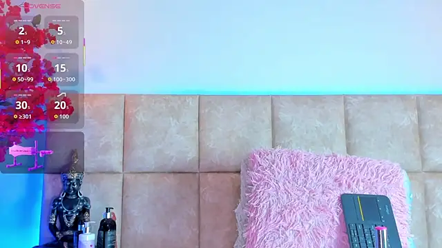 Snapshot of KarolBlanco chatting on January 13, 7:08 pm KarolBlanco online show from January 13, 7:08 pm