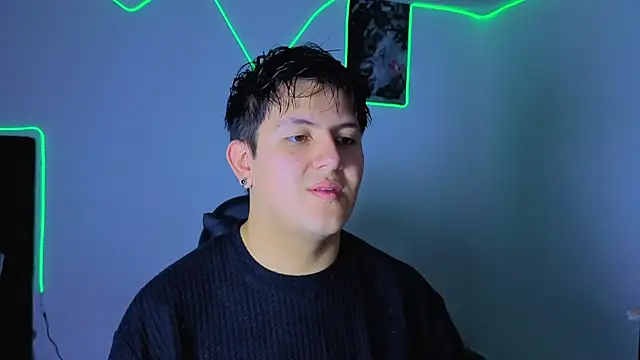 Snapshot of Ryan_Doretti chatting on November 21, 1:43 pm Ryan Doretti online show from November 21, 1:43 pm