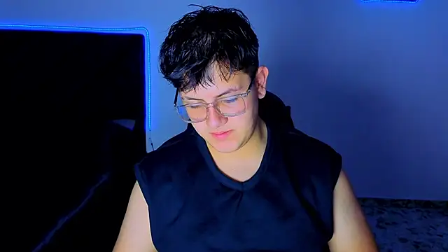 Snapshot of Ryan_Doretti chatting on November 23, 12:16 pm Ryan Doretti online show from November 23, 12:16 pm